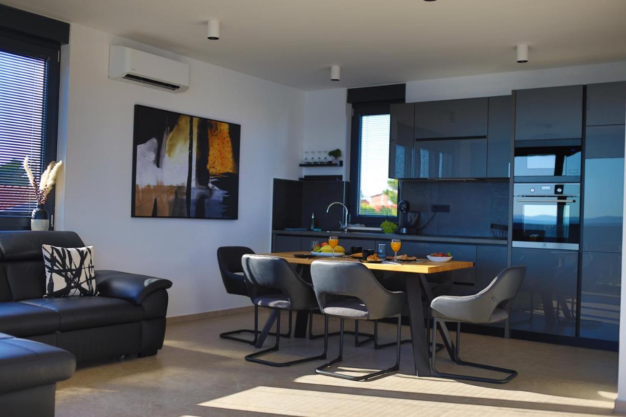 Dinary Penthouse Apartment Vir Luaran gambar